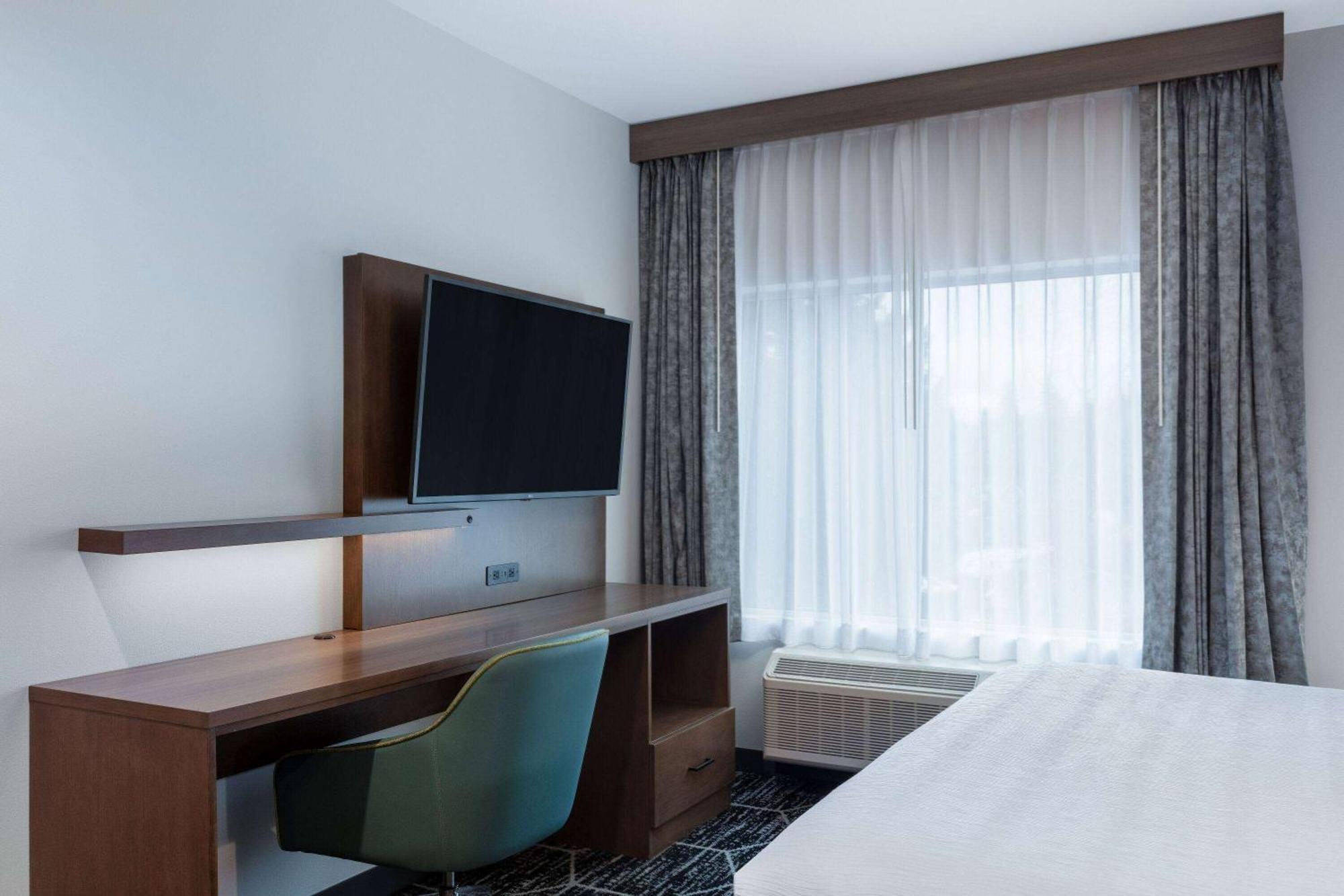 La Quinta Inn & Suites By Wyndham Centralia Dış mekan fotoğraf